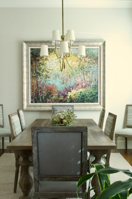 oversized-oil-painting-dining-room-design-elizabeth-ryan-interiors
