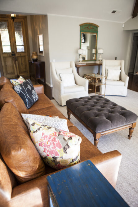 dallas-tx-living-room-interior-design-leather-sofa