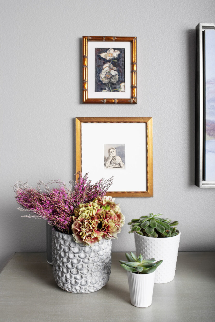 vintage-art-vingette-elizabeth-ryan-interiors