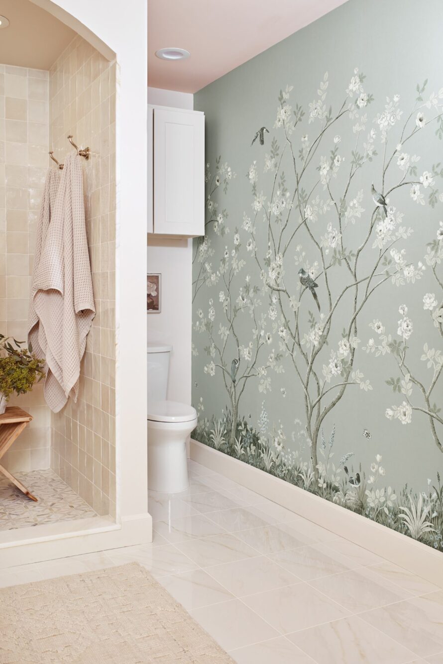 mural-bathroom-elizabeth-ryan-interiors