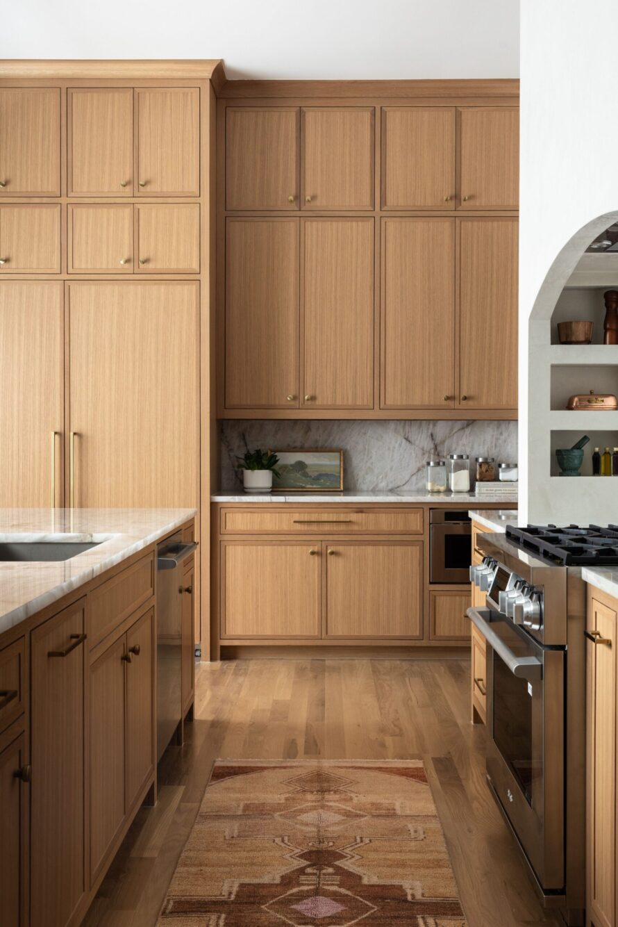 stained-kitchen-elizabeth-ryan-interiors